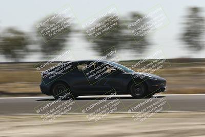 media/May-25-2025-Lotus Club Golden Gate (Sun) [[681474f0a2]]/Novice Group/Turn 2/